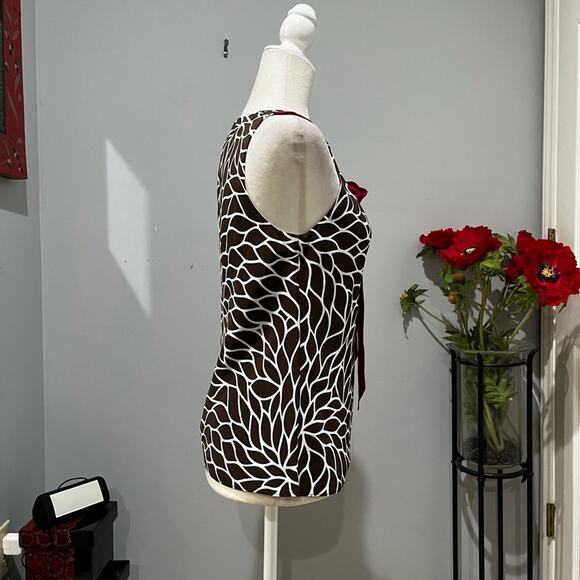 NEW Ann Taylor Silk Classic Keyhole Bow Spiral Flower Sleeveless Two Tone Top 4 - Picture 7 of 16